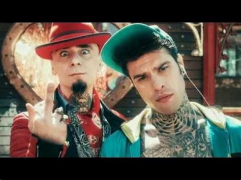 J AX Fedez Comunisti col Rolex TESTO 